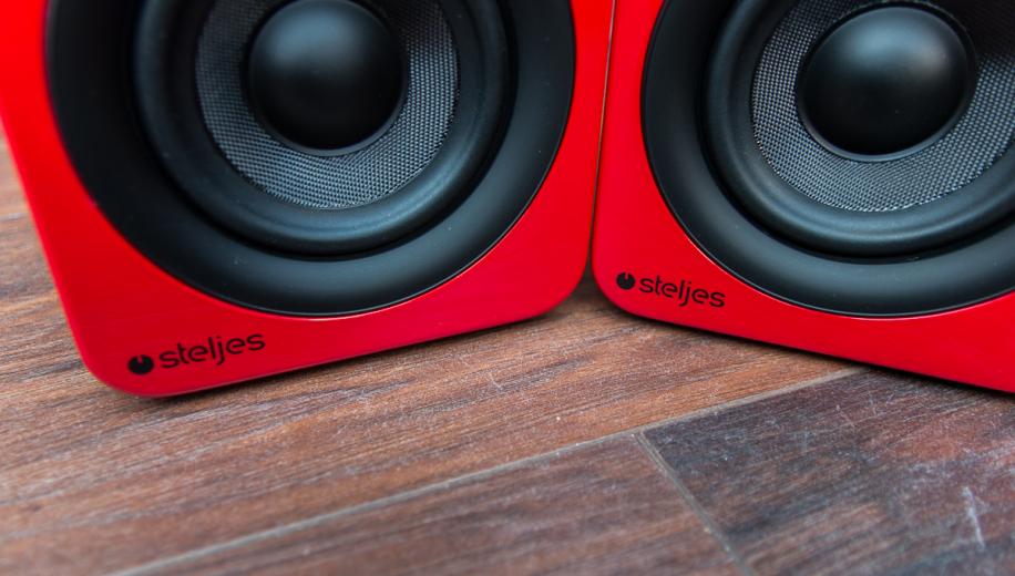 Steljes Audio NS3 Active Bluetooth Speaker Review 